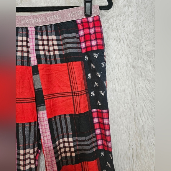 Victoria's Secret Patchwork Pajama Bottoms - Red, Pink, Black Size Small - Picture 6 of 9